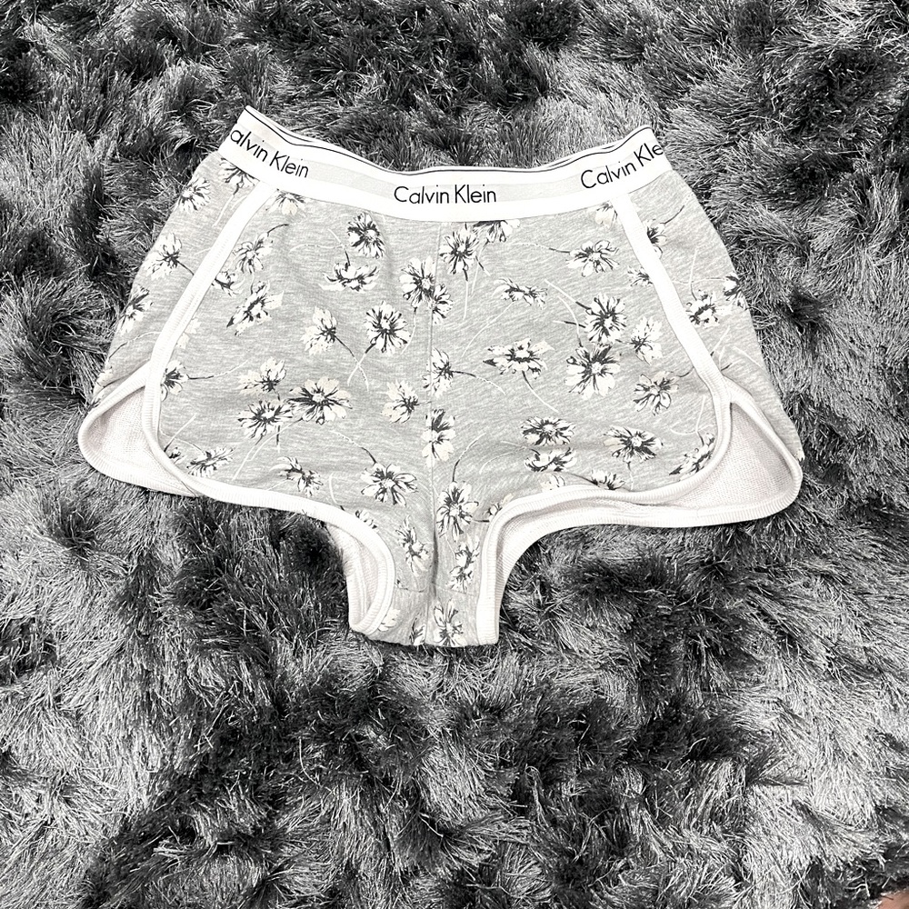 Calvin Klein Modern Cotton Limited Edition lounge High waisted Floral shorts